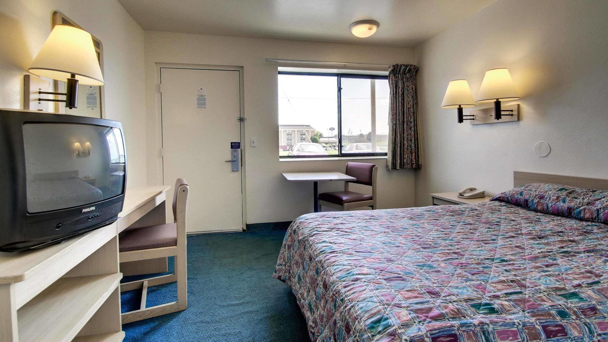 Quality Inn & Suites Des Moines Airport מראה חיצוני תמונה