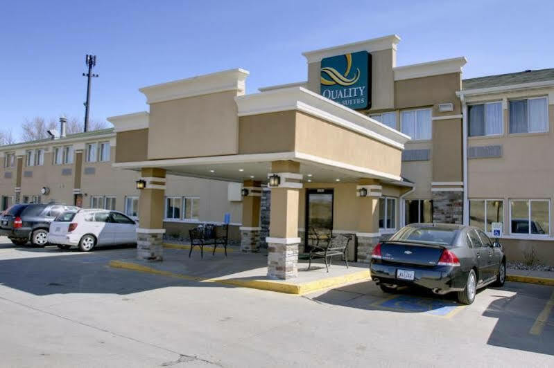 Quality Inn & Suites Des Moines Airport מראה חיצוני תמונה
